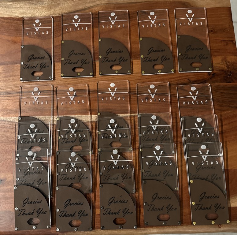 Customized bill presenters for restaurants